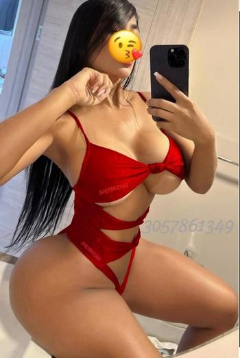 Gaby, 25  female escort, Hilton Head