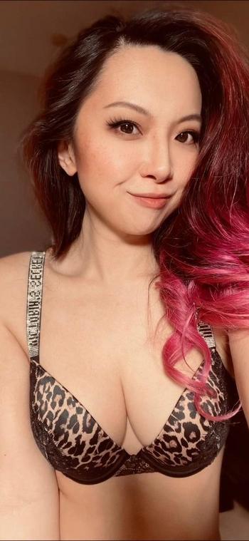 Queen, 29  female escort, Hilton Head